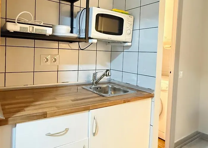 Lägenhet Cozy Downtown With Ac & Fast Wi-fi - Prime Location Torremolinos